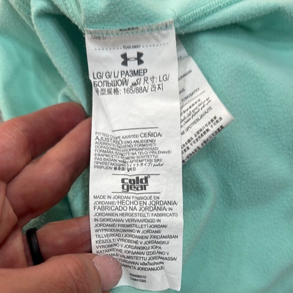 Under Armour Women’s Mint Green Half-Zip Pullover - Picture 11 of 11
